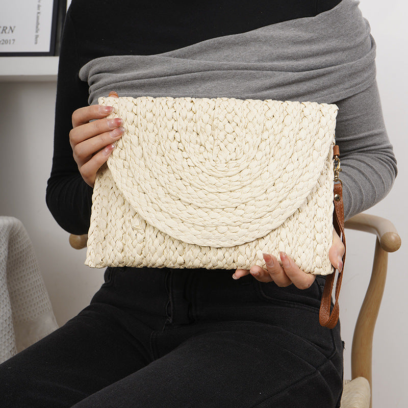 2026 New Women Summer Woven Crossbody Bag Made of Natural Corn Husk Handwoven Round Straw Tote with Flip Top Closure Lightweight Beach Boho Chic Handheld Purse for Vacation Travel and Casual Outfits