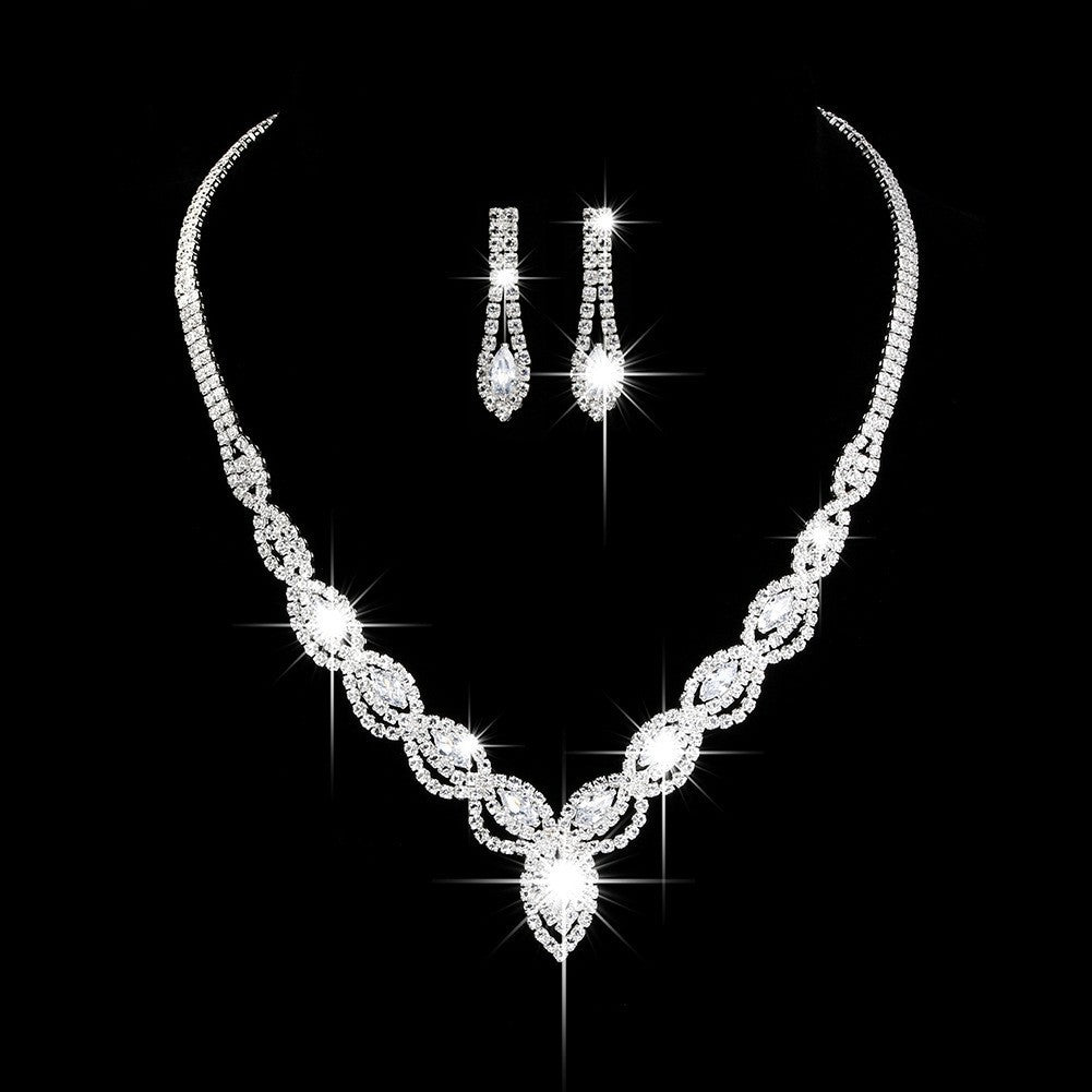 Cross-border hot Bridal Necklace Earrings Set European and American fashion high-end versatile collarbone chain with simple rhinestone accessories