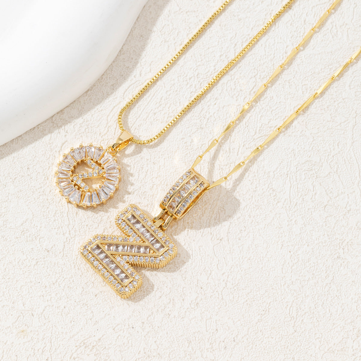 Trendy Cross Border 26 Letter Alphabet Pendant Necklace for Women Gold Plated Copper with Cubic Zirconia Ice Sugar Crystal Design Round Flower Charm Jewelry Set