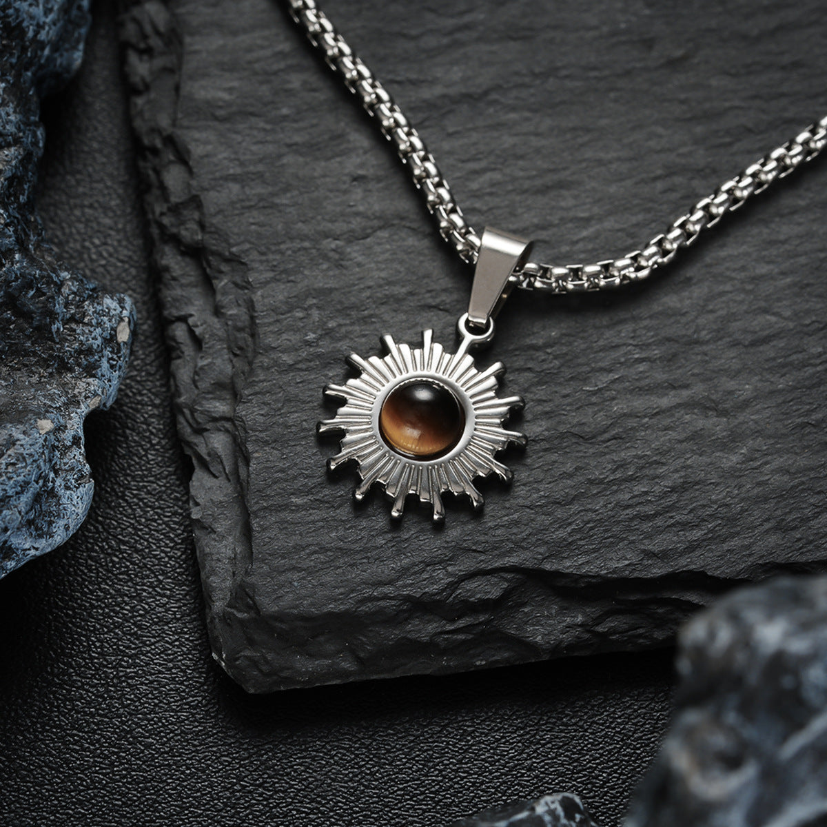 Sunflower Pendant Necklace for Men Minimalist Fashion Jewelry Trendy Unisex Chain for Hoodies Casual Outfits Stylish Daily Wear Accessory High Quality Hypoallergenic Stainless Steel