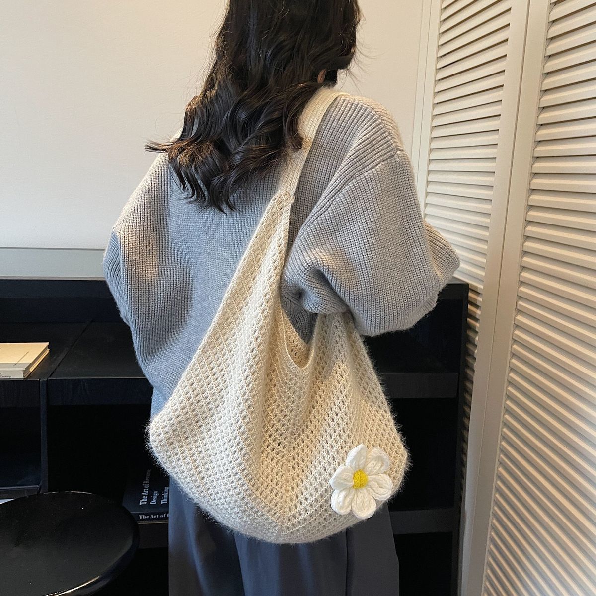 Women Summer Fashion Crossbody Bag Lightweight Large Capacity Mesh Tote Handbag for Work Travel Daily Use Stylish Minimalist Design Trendy Casual Shoulder Backpack Purse