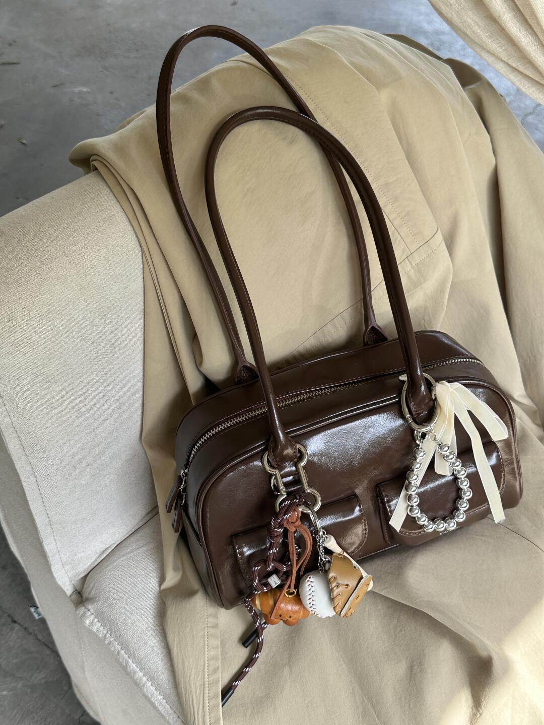 2026 New Premium Women Handbag Large Capacity Casual Shoulder Bag Fashionable Lightweight Tote Purse for Work Travel Daily Use Stylish Designer Look Affordable Wholesale Ready