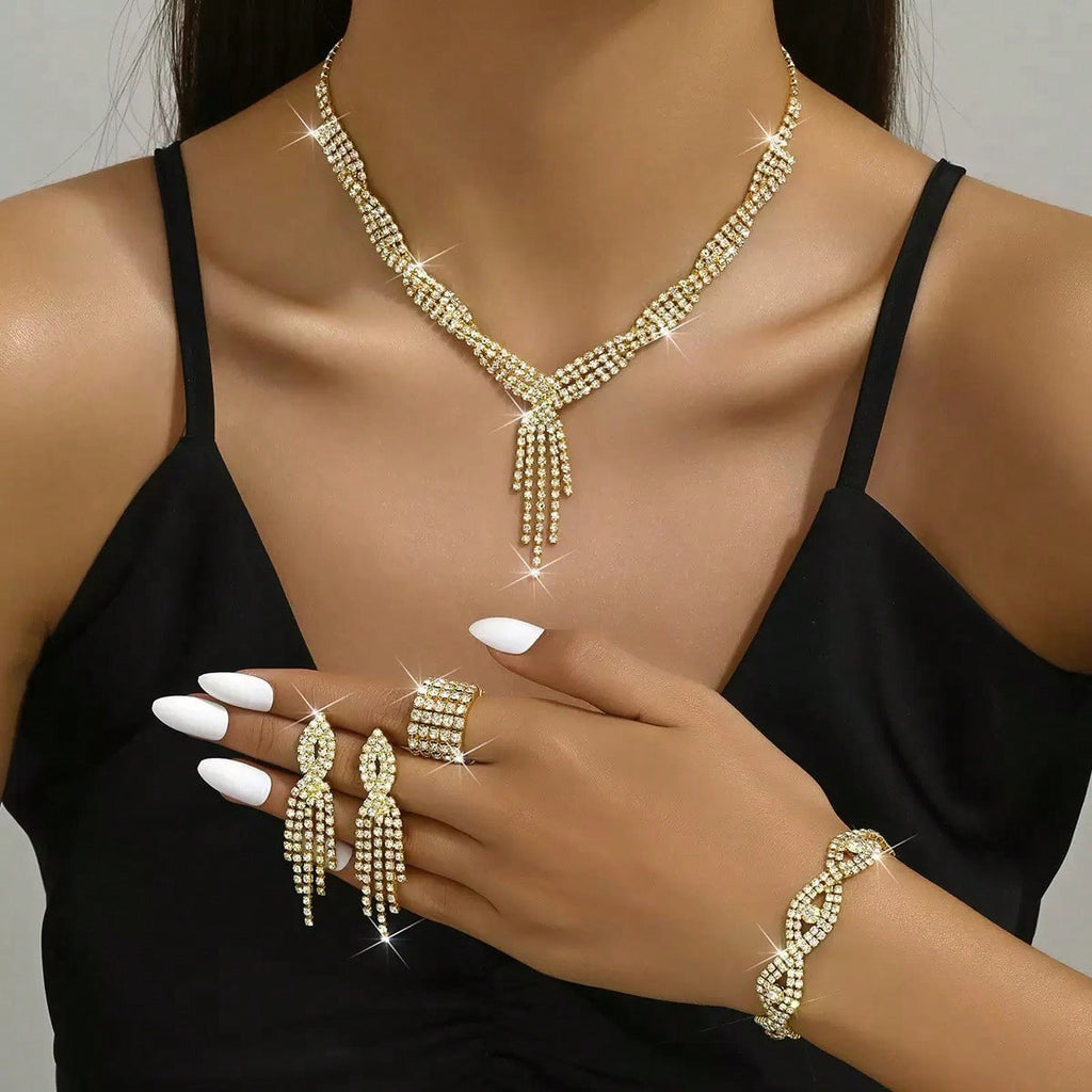 Cross-border hot Bridal Necklace Earrings Set European and American fashion high-end versatile collarbone chain with simple rhinestone accessories
