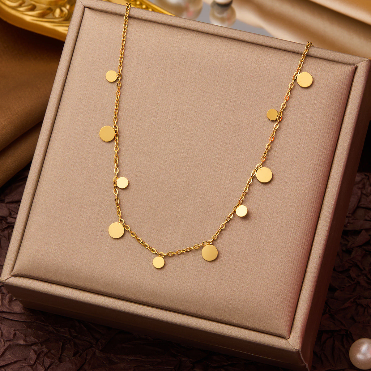 2025 New Titanium Steel Necklace for Women Elegant Minimalist Clavicle Chain Luxury Everyday Jewelry Trendy Instagram Style Fashion Accessory Versatile Lightweight Hypoallergenic Fine Jewelry