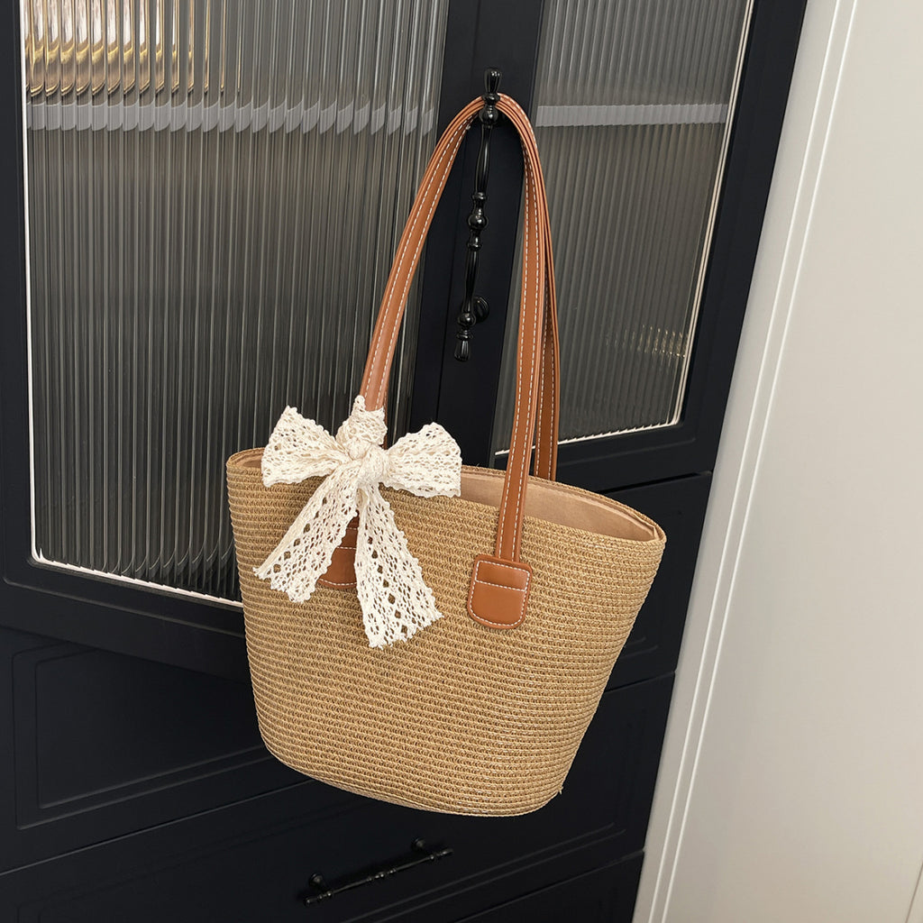 Handwoven Natural Seagrass Beach Bag Summer Vacation Tote for Women Boho Style Straw Handbag Lightweight Foldable Market Basket Travel Purse Casual Day Bag with Adjustable Strap Stylish Eco Friendly A