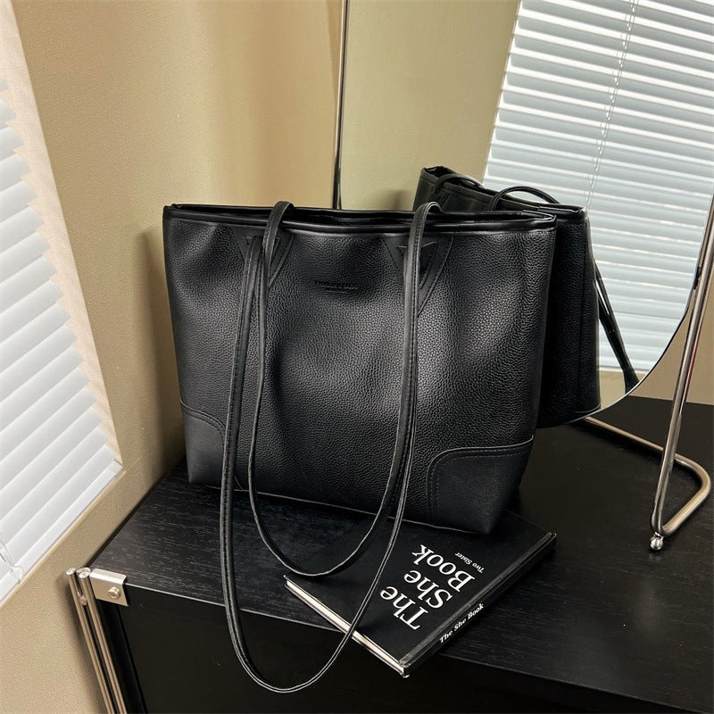 Large Capacity Soft Leather Commuter Tote Bag for Women 2026 New Fashionable Minimalist Handheld Shoulder Crossbody Bag Versatile Everyday Work School Travel Purse