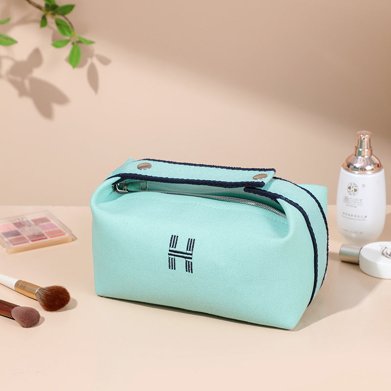 Women Canvas Shoulder Bag Large Capacity Minimalist Korean Style Crossbody Purse for Daily Use Travel Work School with Multiple Compartments Lightweight and Stylish Design