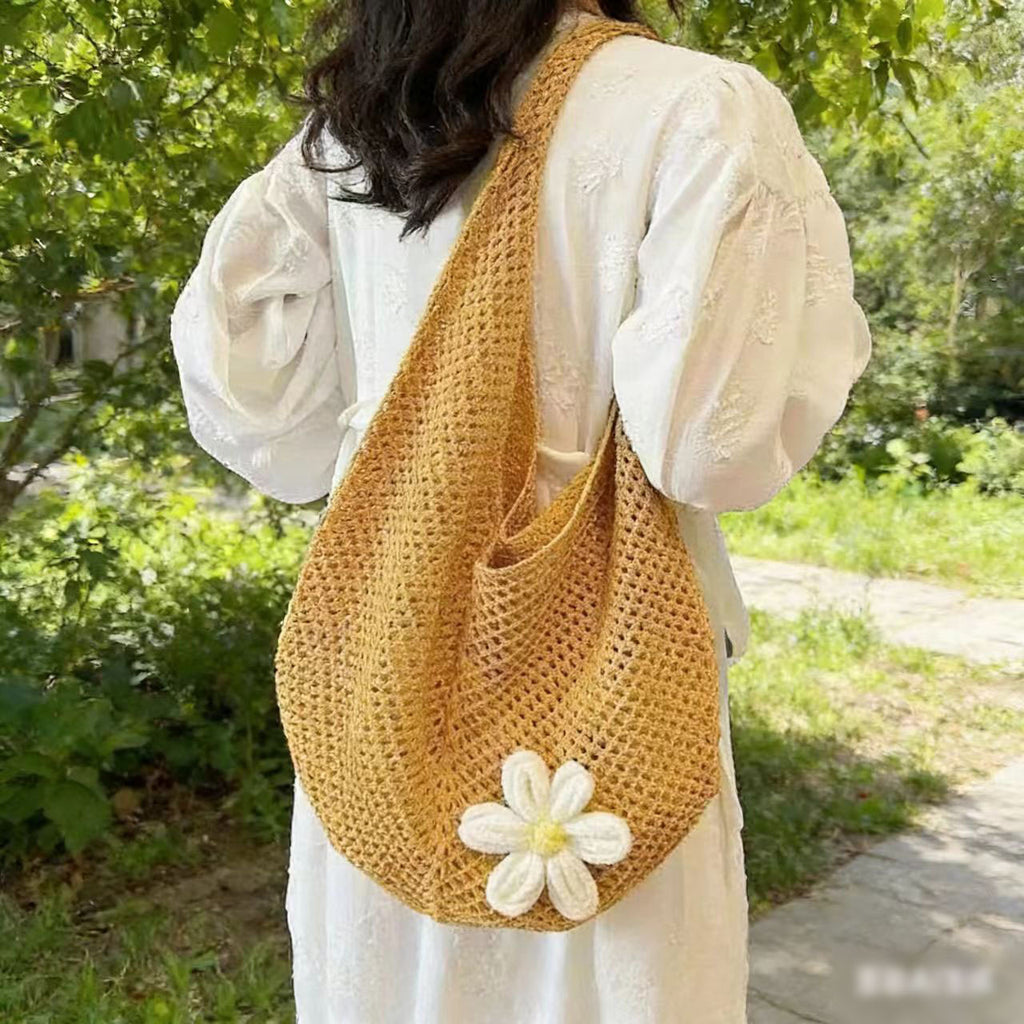 2026 New Large Capacity Woven Tote Bag Breathable Hollow Out Straw Shoulder Bag Casual Work Commuting Beach Bag Lightweight Summer Fashion Accessory for Women