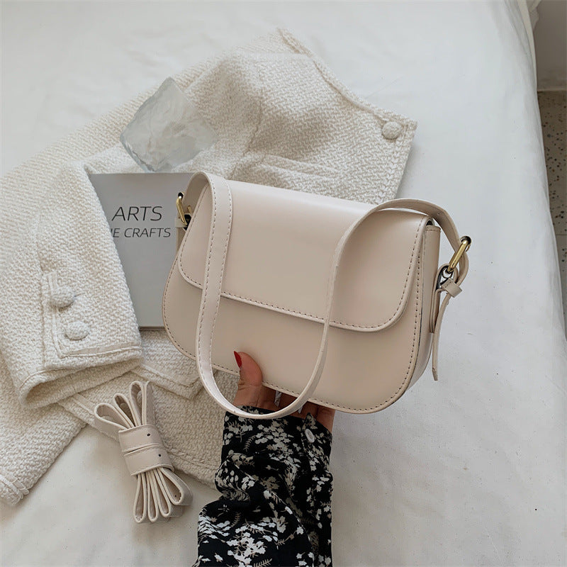 Women Small Crossbody Bag 2026 New Fashion Minimalist Shoulder Bag Retro Square Design Lightweight Everyday Purse for Casual Office Travel Stylish Trendy Ladies Handbag