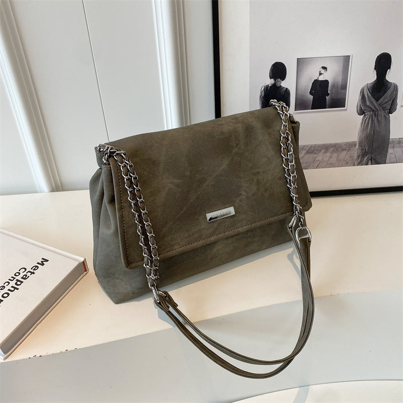 Women Large Capacity Commuter Bag 2024 Fall Winter New Fashion Minimalist Chic Chain Shoulder Crossbody Tote Bag for Work School Daily Use Stylish Lightweight Durable Office Bag