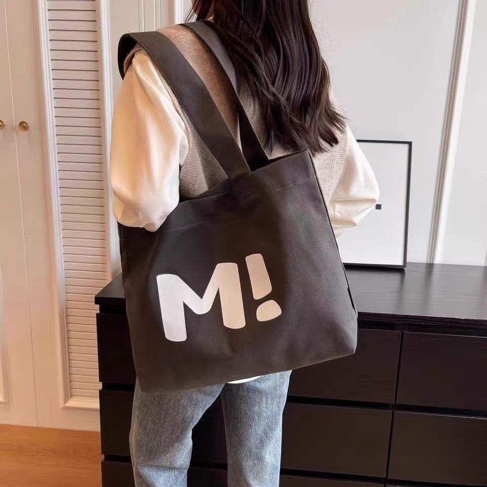 Large Capacity Durable Canvas Tote Bag for Women 2024 New Stylish Minimalist Grocery Shopping Bag Reusable Eco Friendly Shoulder Handbag Versatile Everyday Carry All Purpose Bag